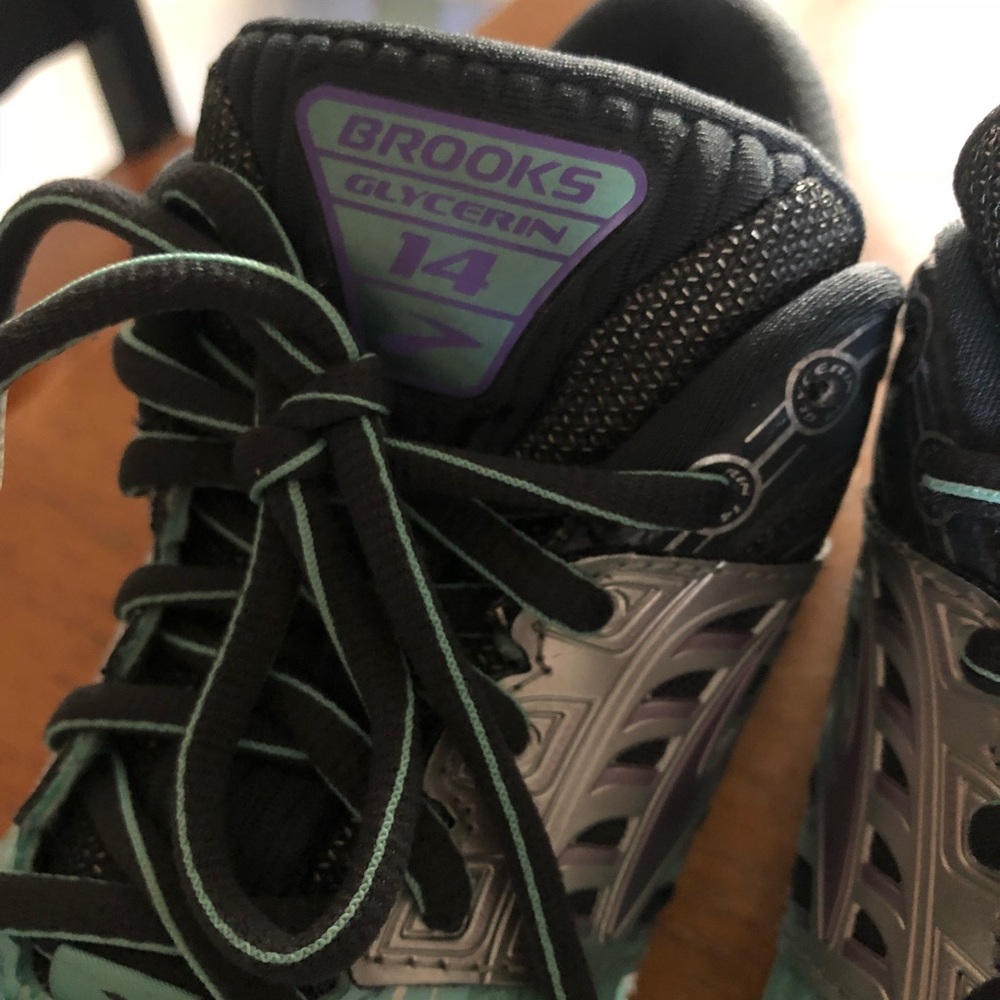 Brooks Glycerin Running Shoes - Picture 3 of 3